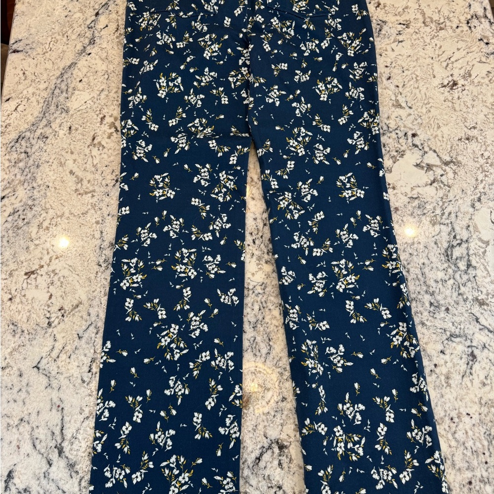 NYDJ Marilyn Straight Floral Print Jeans Size 8 Lift Tuck Technology - Picture 6 of 7